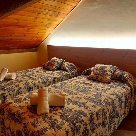 Hotel Saurat เอสปอต ภายนอก รูปภาพ