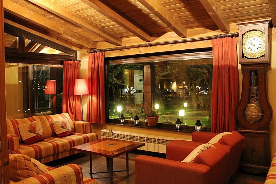 Hotel Saurat เอสปอต ภายนอก รูปภาพ